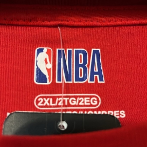 NWT Houston Rockets t-shirt XXL - Picture 3 of 4